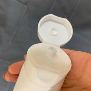 냉장고에 넣어요, 붉은 트러블 피부 다음날 진정되요 [버진팜스 푸딩수딩아토] — 5점을 준 리뷰어가 2020년 8월 올린 사용 사진
