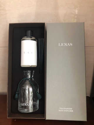 레나스 프리미엄 아로마 디퓨저 200ml  [1SET] — 5점을 준 리뷰어가 2020년 10월 올린 사용 사진