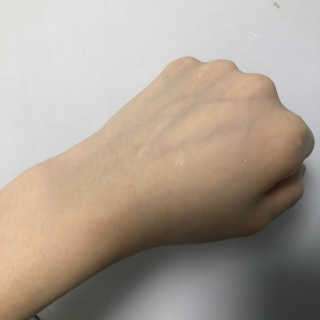 더마비 프레쉬 모이스처 바디 로션 — 4.5점을 준 리뷰어가 2020년 5월 올린 사용 사진
