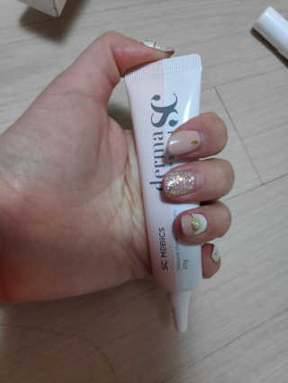 derma SC-Gel 더마에스씨 겔 20g — 5점을 준 리뷰어가 2020년 4월 올린 사용 사진