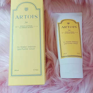 아르투아 ARTOIS 꽃밭에 누운듯 은은한 꽃향기, 아르투아 자르 바디로션 — 5점을 준 리뷰어가 2020년 7월 올린 사용 사진