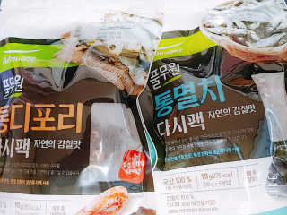 [풀무원] 자연의 감칠맛 통디포리, 통멸치 다시팩 세트 — 5점을 준 리뷰어가 2020년 5월 올린 사용 사진