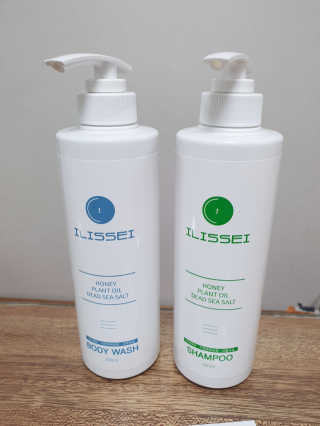 일리세이 허니 샴푸 500ml + 허니 바디워시 500ml 세트 — 4점을 준 리뷰어가 2020년 4월 올린 사용 사진