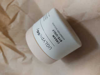 어글리프루프 크림 바이어글리 하이드레이션 샤워 50ml — 5점을 준 리뷰어가 2020년 12월 올린 사용 사진