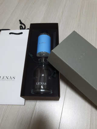 레나스 프리미엄 아로마 디퓨저 200ml  [1SET] — 5점을 준 리뷰어가 2020년 8월 올린 사용 사진