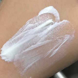 오그도아 하이드라 퍼펙트 UV 선크림 — 4.5점을 준 리뷰어가 2020년 10월 올린 사용 사진