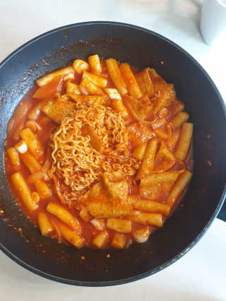 화곡미담 옛날 떡볶이 — 5점을 준 리뷰어가 2020년 4월 올린 사용 사진