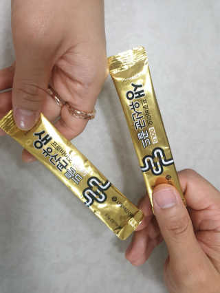 서울약사신협_프로바이오생유산균골드_2.5x100포 — 5점을 준 리뷰어가 2020년 6월 올린 사용 사진
