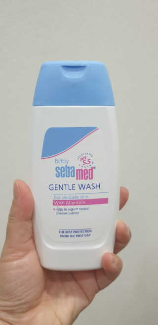 세바메드 베이비 바디워시 200ml — 5점을 준 리뷰어가 2020년 7월 올린 사용 사진
