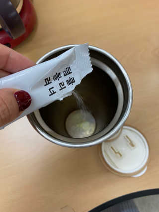 무디메이드 MUDI 텀블러 클리너 2세트 — 5점을 준 리뷰어가 2020년 6월 올린 사용 사진