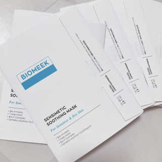 바이오믹 BIOMEEK SENSIMETIC SOOTHING MASK.S — 4.5점을 준 리뷰어가 2020년 7월 올린 사용 사진