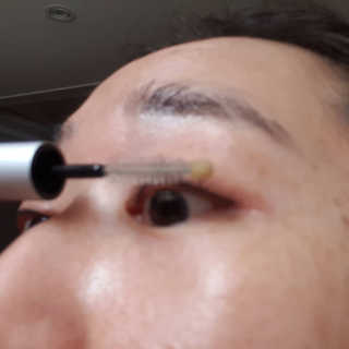 닥터존스킨 눈썹자라 — 4.5점을 준 리뷰어가 2020년 8월 올린 사용 사진