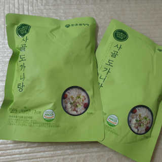 한촌몰 설렁탕집 가마솥 도가니탕 350g x 2팩 — 5점을 준 리뷰어가 2020년 8월 올린 사용 사진