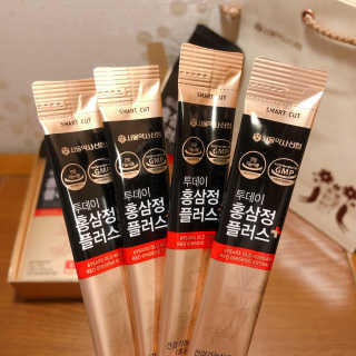 서울약사신협_투데이홍삼정플러스스틱_10g x 30포 — 5점을 준 리뷰어가 2020년 11월 올린 사용 사진