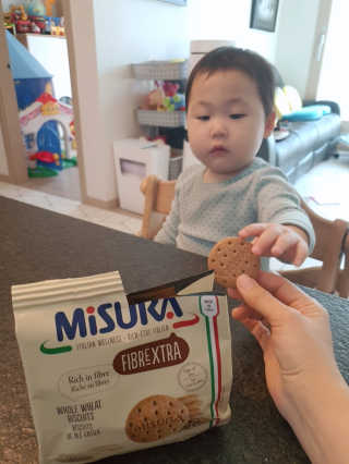 미주라 MiSURA 통밀 4종 — 5점을 준 리뷰어가 2020년 11월 올린 사용 사진