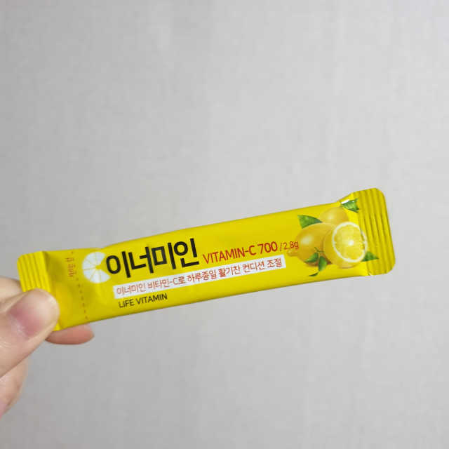 이너미인 VITAMIN-C 700 리뷰 사진