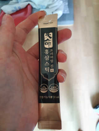 헬스업_천명진프리미엄홍삼스틱_10ml x 30포 — 5점을 준 리뷰어가 2020년 8월 올린 사용 사진