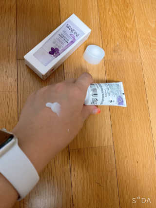 반디니 핸드크림세트 [활기찬 에너지+섬세한 센시티브] — 4점을 준 리뷰어가 2020년 9월 올린 사용 사진