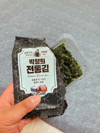 김연구가 박향희 박향희 불향솔솔 전통김 or 매운김 — 5점을 준 리뷰어가 2020년 6월 올린 사용 사진