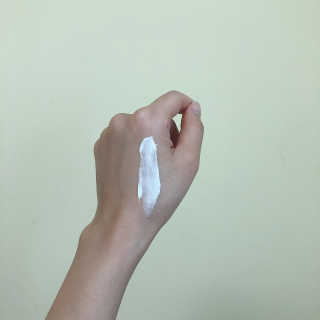 인그람스 캠퍼 크림 오리지널 300ml — 5점을 준 리뷰어가 2020년 4월 올린 사용 사진