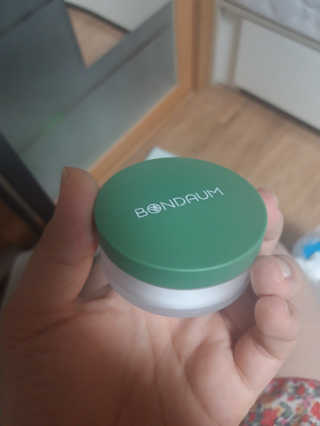 본다움 빠이빠이 세범 파우더 — 5점을 준 리뷰어가 2020년 7월 올린 사용 사진
