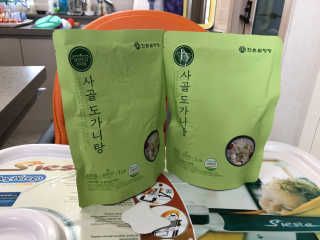 한촌몰 설렁탕집 가마솥 도가니탕 350g x 2팩 — 5점을 준 리뷰어가 2020년 8월 올린 사용 사진