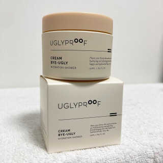 어글리프루프 크림 바이어글리 하이드레이션 샤워 50ml — 5점을 준 리뷰어가 2020년 11월 올린 사용 사진
