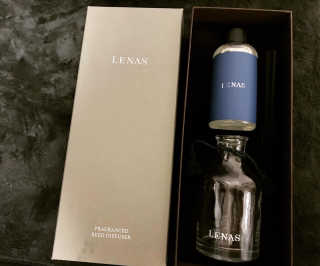 레나스 프리미엄 아로마 디퓨저 200ml  [1SET] — 5점을 준 리뷰어가 2020년 5월 올린 사용 사진