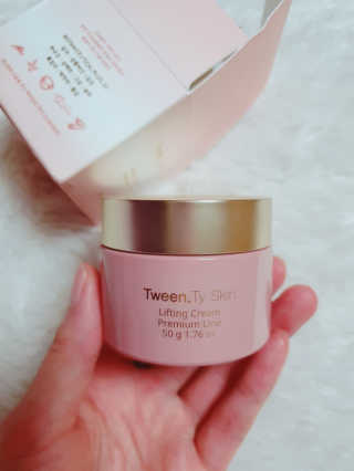 Tween.Ty Skin 트웬티스킨 리프팅 크림 프리미엄 라인 — 5점을 준 리뷰어가 2020년 9월 올린 사용 사진