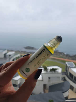 무니스튜디오 차크라 아로마 롤온 7종 10ml — 5점을 준 리뷰어가 2020년 5월 올린 사용 사진