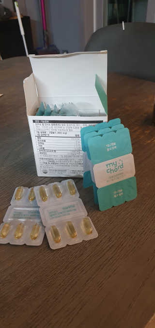 JW중외제약 마이코드 알티지 오메가3 1000 mg — 3점을 준 리뷰어가 2020년 8월 올린 사용 사진