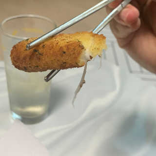 가치식탁 리얼치즈스틱, 리얼크림치즈볼 — 5점을 준 리뷰어가 2020년 8월 올린 사용 사진