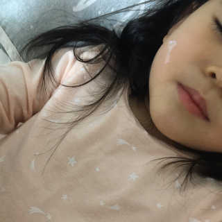아토스탠다드 베이비크림 — 5점을 준 리뷰어가 2020년 12월 올린 사용 사진