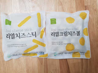 가치식탁 리얼치즈스틱, 리얼크림치즈볼 — 5점을 준 리뷰어가 2020년 8월 올린 사용 사진