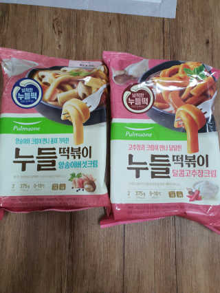 [풀무원] 달콤고추장크림, 양송이버섯크림 누들떡볶이 — 5점을 준 리뷰어가 2020년 5월 올린 사용 사진