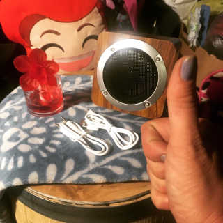 SEVIZ MINI10W 레트로 블루투스 스피커 — 5점을 준 리뷰어가 2020년 7월 올린 사용 사진
