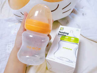 유비맘 신생아젖병 120ml 트리플팩_ 젖꼭지 포함 — 5점을 준 리뷰어가 2020년 8월 올린 사용 사진