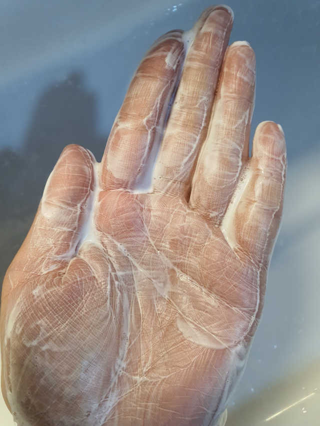 아크웰 아크네 클리어링 딥 클렌징 폼 리뷰 사진