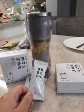 무디메이드 MUDI 텀블러 클리너 2세트 — 1점을 준 리뷰어가 2020년 6월 올린 사용 사진