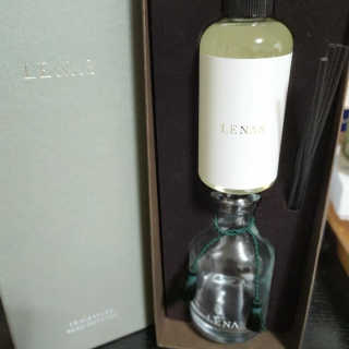 레나스 프리미엄 아로마 디퓨저 200ml  [1SET] — 5점을 준 리뷰어가 2020년 9월 올린 사용 사진