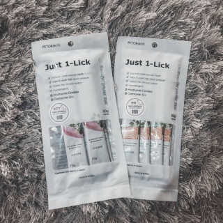 [펫토리아] 건강하게 리뉴얼된 NEW 짜먹는 한입뚝딱 — 5점을 준 리뷰어가 2020년 4월 올린 사용 사진