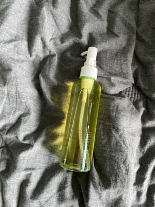 스킨큐어 산다화 순한 클렌징 동백 오일 200ml — 4.5점을 준 리뷰어가 2020년 5월 올린 사용 사진
