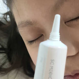 derma SC-Gel 더마에스씨 겔 20g — 5점을 준 리뷰어가 2020년 5월 올린 사용 사진