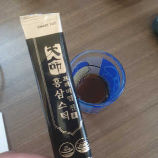 헬스업_천명진프리미엄홍삼스틱_10ml x 30포 — 4점을 준 리뷰어가 2020년 10월 올린 사용 사진