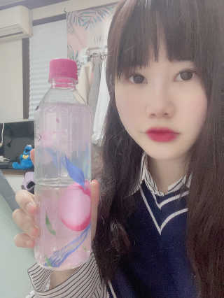 아쿠아스 플레이버워터 ★[아쿠아스] 복숭아 플레이버워터 1BOX 20개입★ — 5점을 준 리뷰어가 2020년 4월 올린 사용 사진