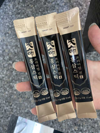 헬스업_천명진프리미엄홍삼스틱_10ml x 30포 — 4.5점을 준 리뷰어가 2020년 9월 올린 사용 사진