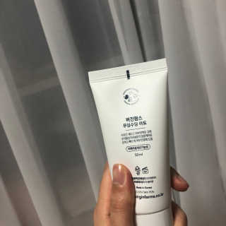 냉장고에 넣어요, 붉은 트러블 피부 다음날 진정되요 [버진팜스 푸딩수딩아토] — 4점을 준 리뷰어가 2020년 11월 올린 사용 사진
