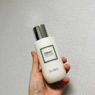 뷰니오 더마플러스 카밍 에멀전200ml — 5점을 준 리뷰어가 2020년 11월 올린 사용 사진