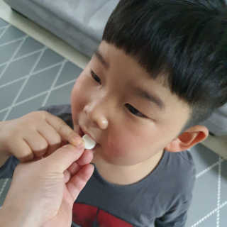 서울약사신협_온가족을위한생유산균츄어블_1200mgx180정 — 5점을 준 리뷰어가 2020년 11월 올린 사용 사진