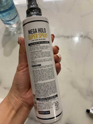 다슈코리아 다슈 포 맨 프리미엄 메가 홀드 슈퍼 스프레이 250ml — 5점을 준 리뷰어가 2020년 12월 올린 사용 사진